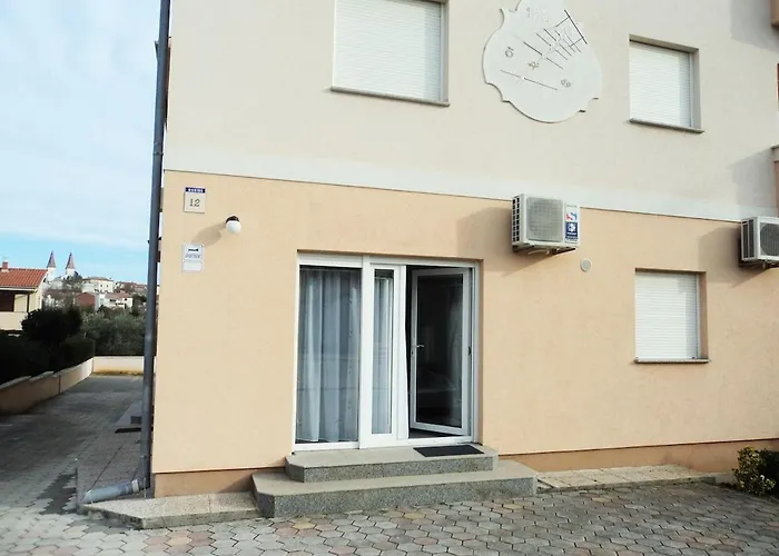 Charming For Couples Near Ac Parking Medulin