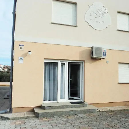 Charming For Couples Near Ac Parking Medulin